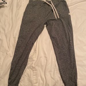 Vuori Performance Joggers